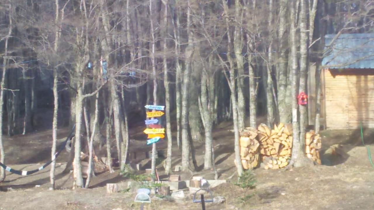 Camping La Encantada Ushuaia Esterno foto